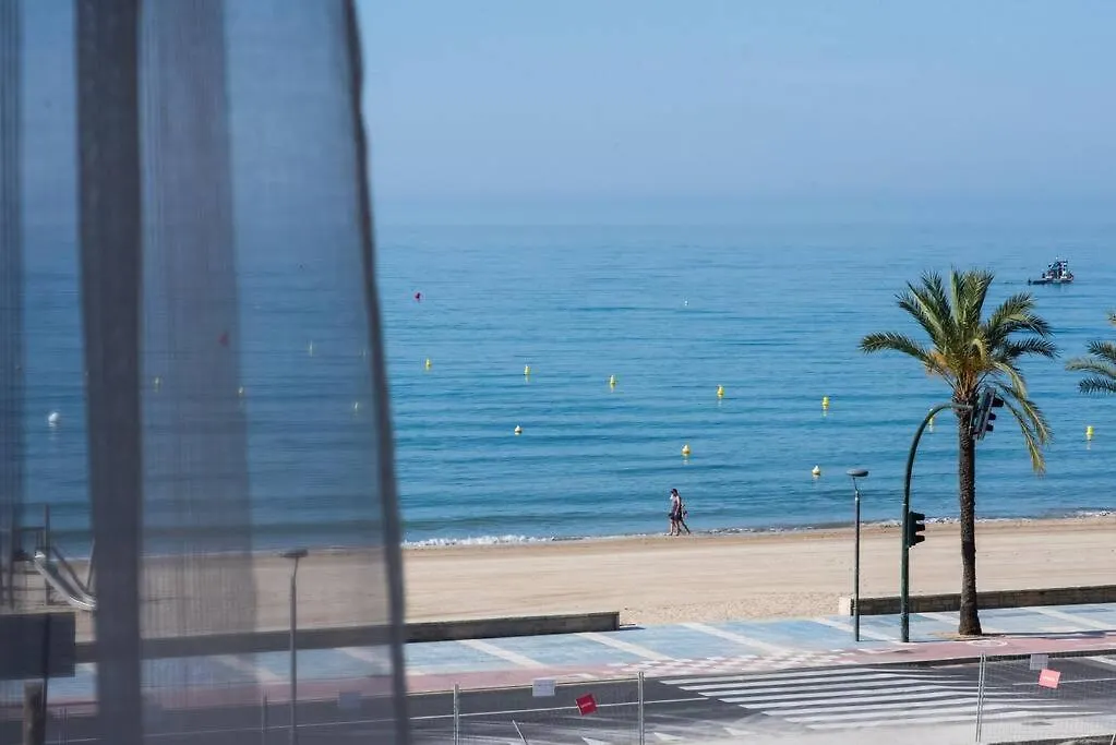 Seaside Views Apartment In Salou