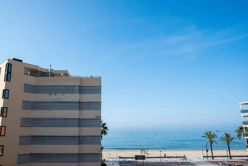 Seaside Views Apartment In Salou